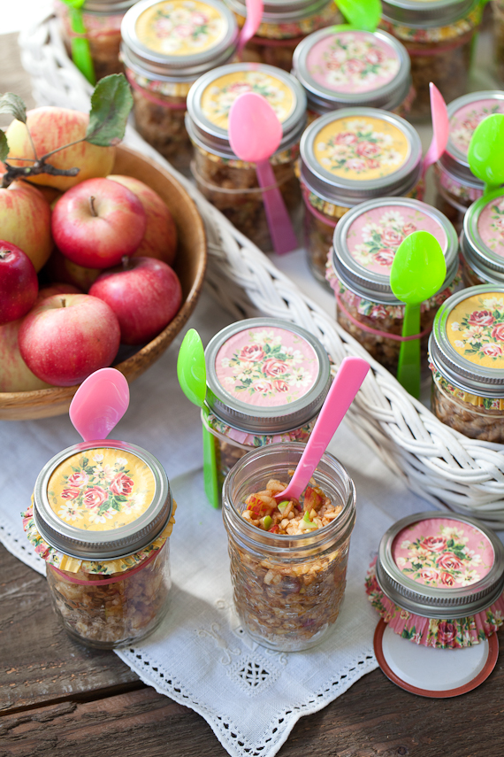 raw-apple-pie-in-jar-5362