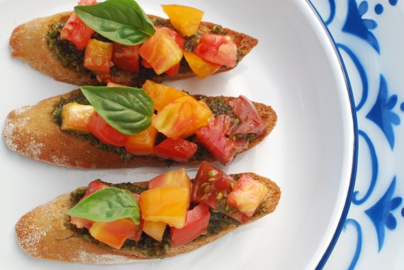 heirloom tomato bruchetta